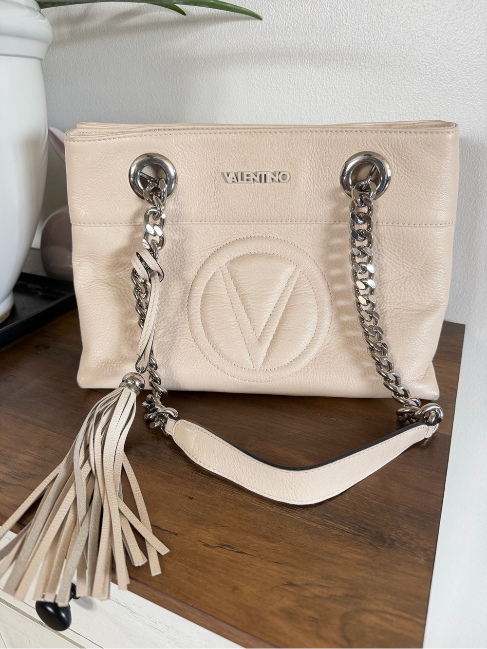 Mario Valentino White Cream Leather Shoulder Bag with Silver Chain